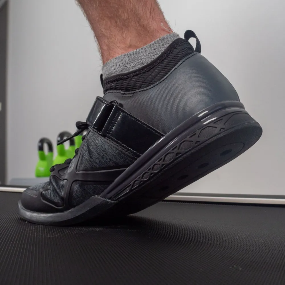 Sale Core Crossfit-kengät , musta, eri kokoja