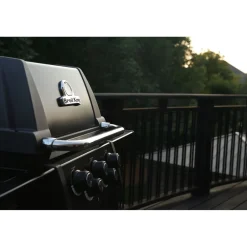 Discount Broil King Kaasugrilli Royal 390 Shadow, 3 poltinta, sivukeitin, varraspaahdin
