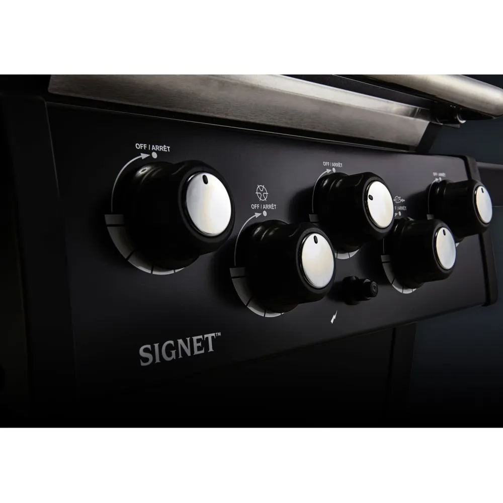 Hot Broil King Kaasugrilli Signet 390 Shadow, 3 poltinta, sivukeitin, varraspaahdin
