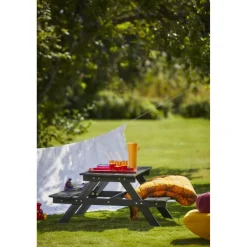 Hot Hillerstorp Lasten pöytäryhmä Picnic Mini eri värejä
