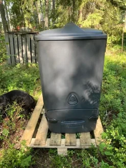 New Biolan Mökkikompostori 200 L tummanharmaa