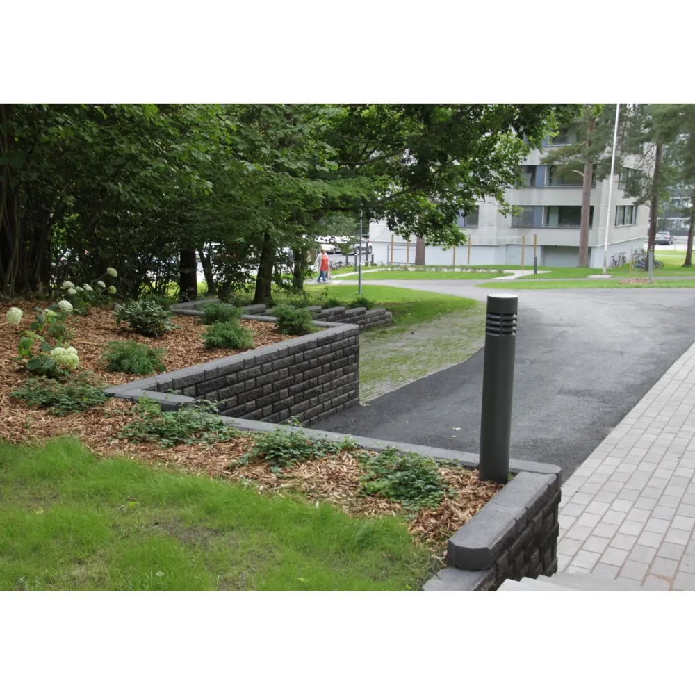 Hot Betonilaatta Muurikivi Beto-vallimuuri peruspari 560x200x100 mm musta