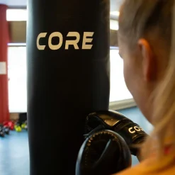 Core Nyrkkeilysäkki eri kokoja