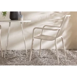Sale Venture Home Parvekeryhmä , ø60cm beige Bacong-pöytä + 2 mustaa Peking-tuolia