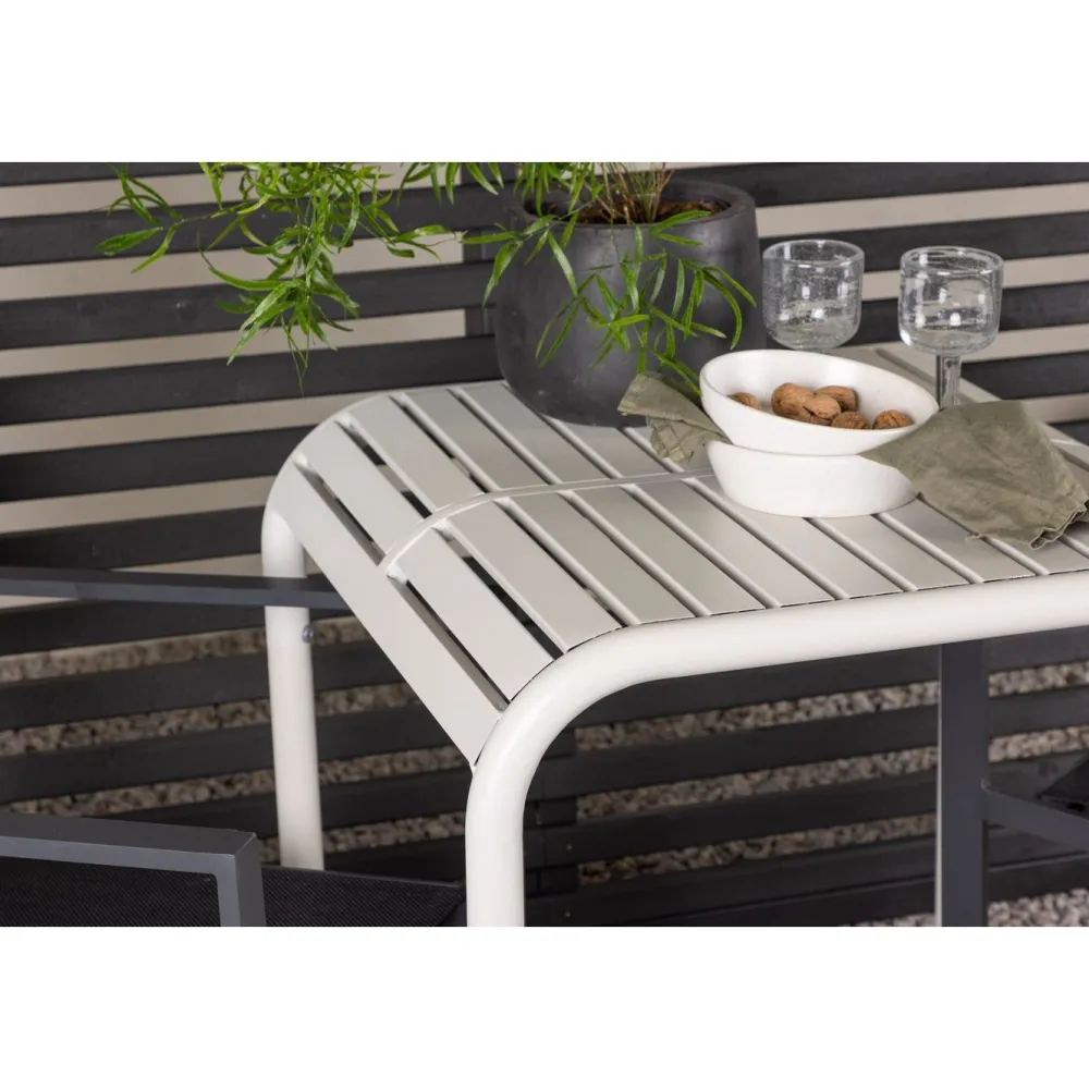 Venture Home Parvekeryhmä , 70x70cm beige Borneo-pöytä + 2 mustaa Copacabana-tuolia