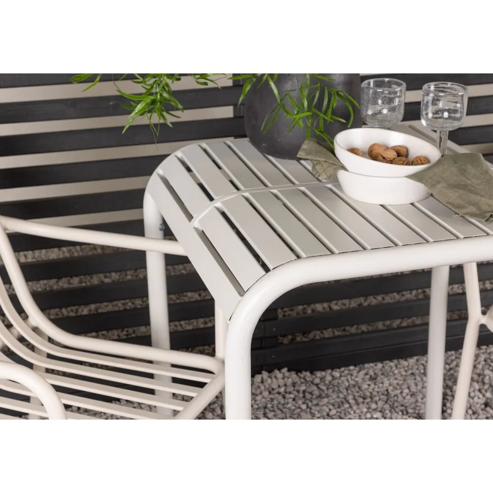 Clearance Venture Home Parvekeryhmä , 70x70cm beige Borneo-pöytä + 2 beigeä Peking-tuolia