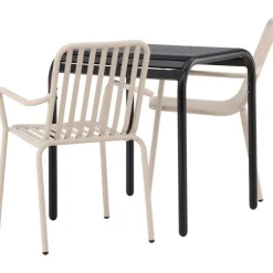 Clearance Venture Home Parvekeryhmä , 70x70cm beige Borneo-pöytä + 2 beigeä Peking-tuolia