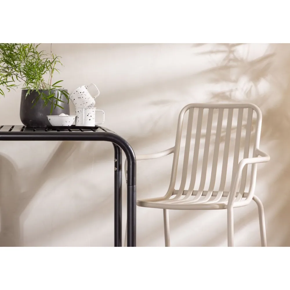 Clearance Venture Home Parvekeryhmä , 70x70cm beige Borneo-pöytä + 2 beigeä Peking-tuolia