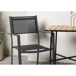 Sale Venture Home Parvekeryhmä , 88x70cm Holmbeck-pöytä + 2 mustaa Copacabana-tuolia