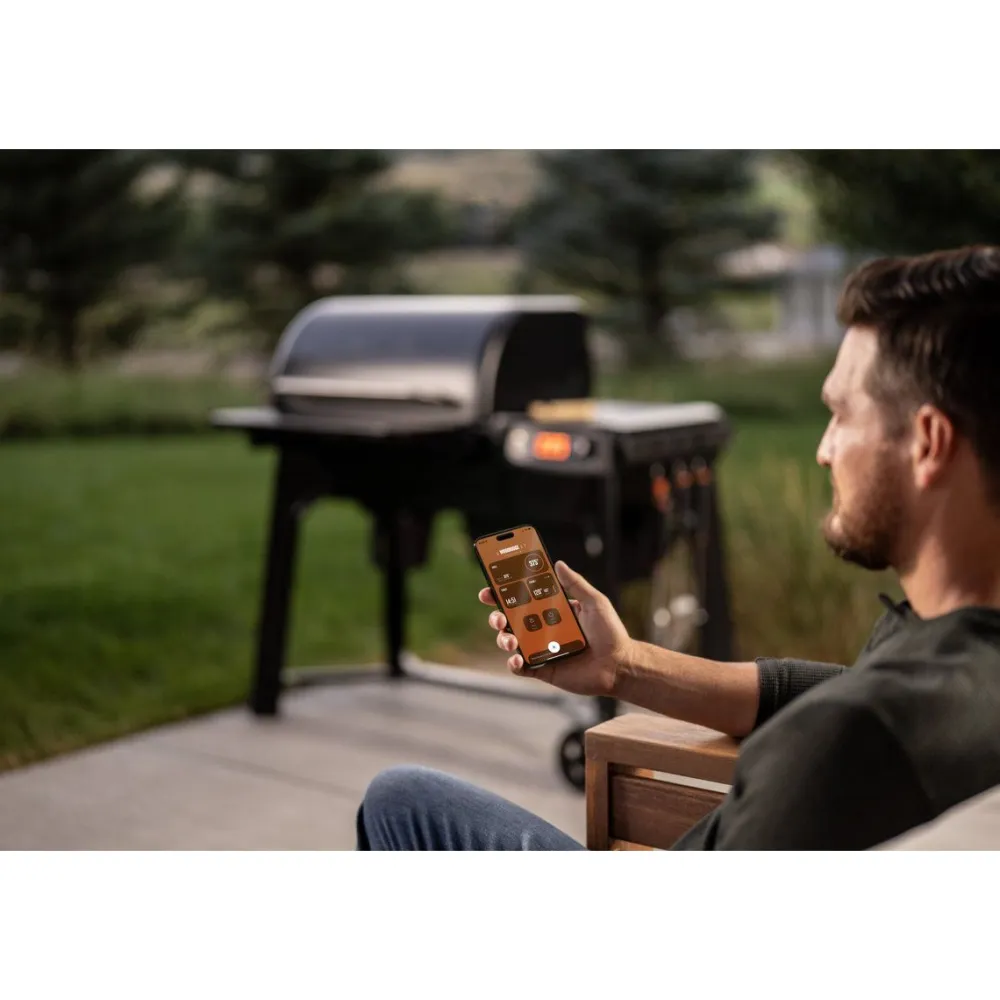 Best Traeger Pellettigrilli Woodridge, musta