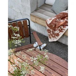 New Varax Pöytä Suvisaari Ø103 x 72 cm eri värejä