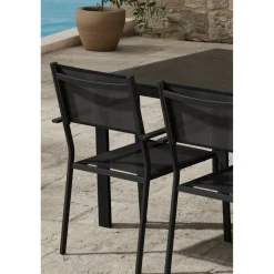 Outlet Venture Home Ruokailuryhmä ulos , musta Break-pöytä 205x90cm + 6 mustaa Copacabana-tuolia