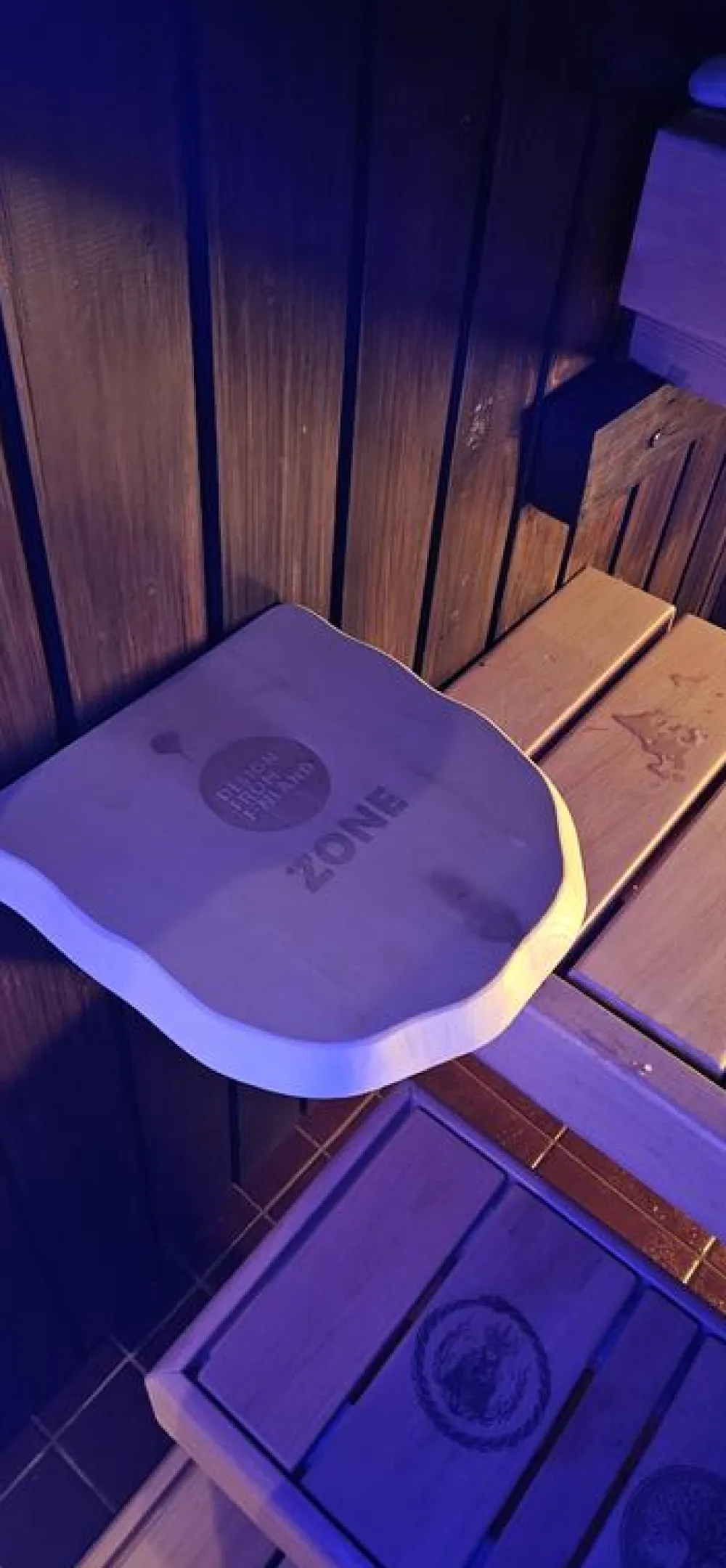 Hot Northern Pails Saunakaiutin ZONE Speaker Bluetooth vedenkestävä musta