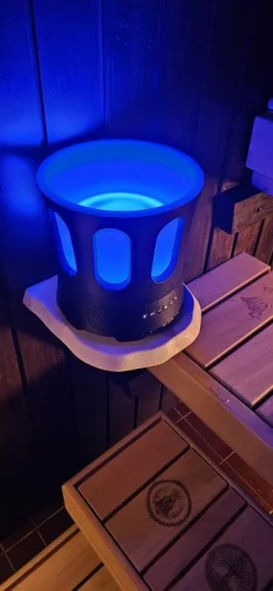 Hot Northern Pails Saunakaiutin ZONE Speaker Bluetooth vedenkestävä musta