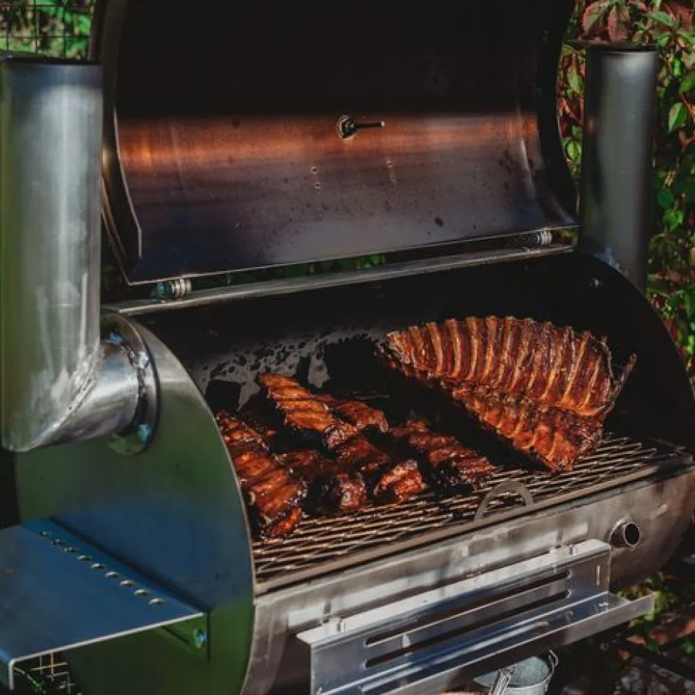 Discount GrillSymbol Savustusgrilli Smoky Beast Silver, 65x165x160cm