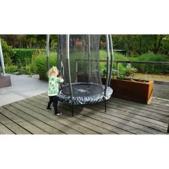 New Exit Trampoliini Tiggy Junior ø140cm sis. turvaverkko eri värejä