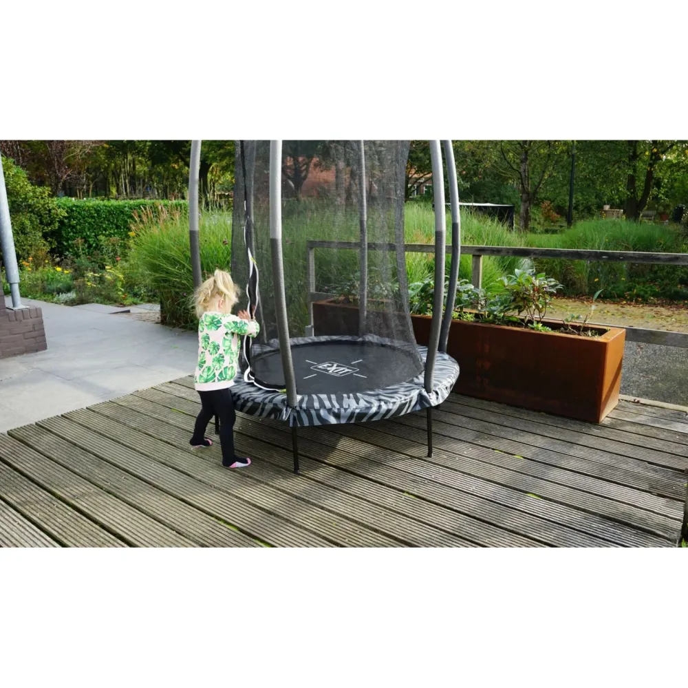 New Exit Trampoliini Tiggy Junior ø140cm sis. turvaverkko eri värejä